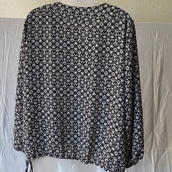 Laundry by Shelli Segal Blouse - Picture 5 of 8
